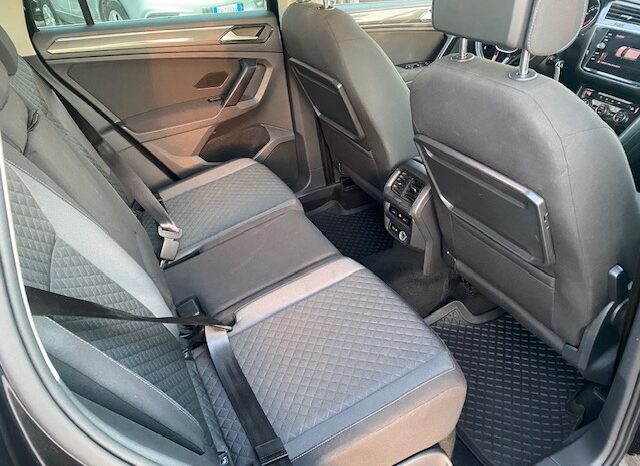 VOLKSWAGEN TIGUAN 1.6 TDI SCR 85KW  BMT SPORT pieno