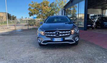 MERCEDES-BENZ GLA  180 D AUTOMATIC CROSS OVER pieno