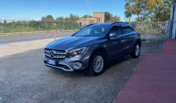 MERCEDES-BENZ GLA  180 D AUTOMATIC CROSS OVER pieno