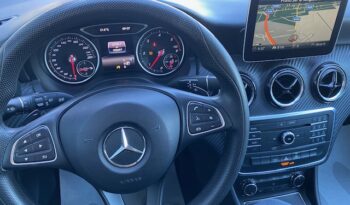 MERCEDES-BENZ GLA  180 D AUTOMATIC CROSS OVER pieno