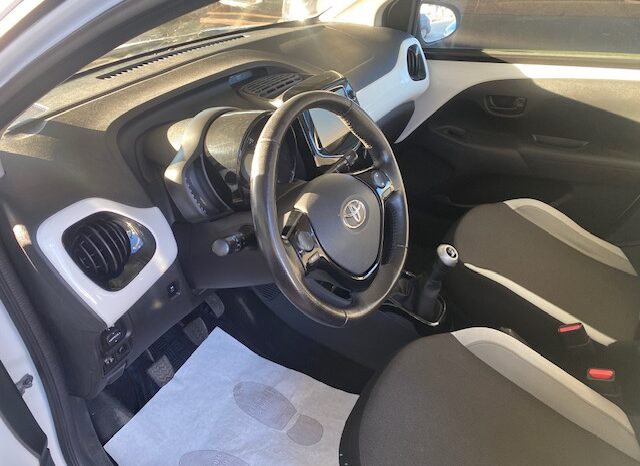TOYOTA  AYGO 1.0 5 PORTE COOL pieno